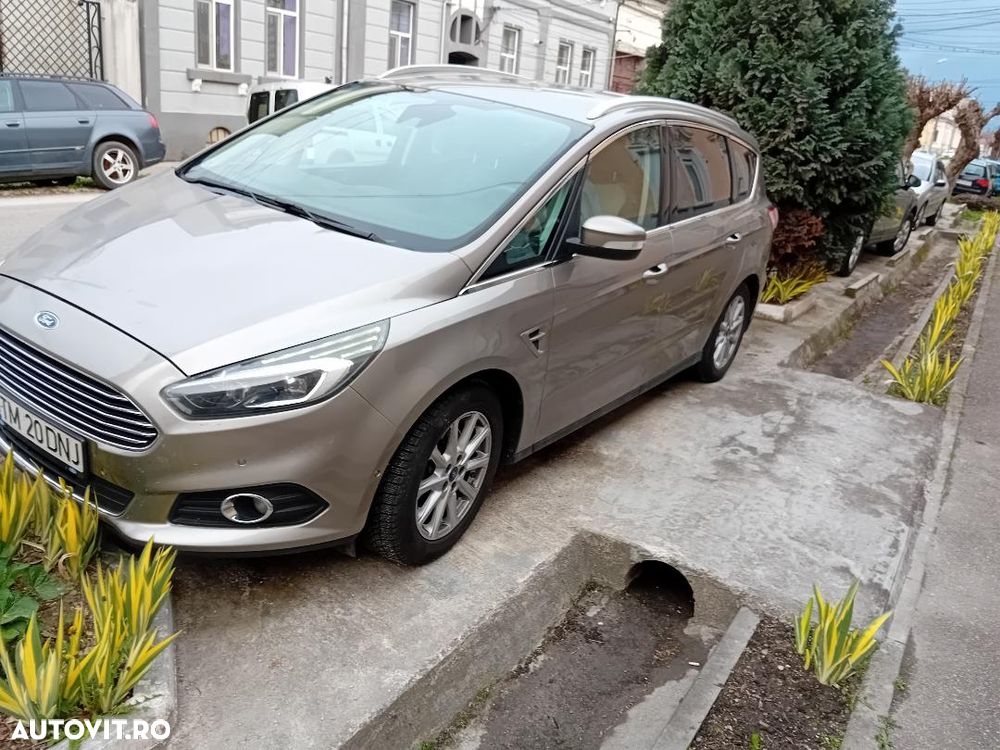 Ford S-Max 2.0 TDCi Powershift Titanium - 2