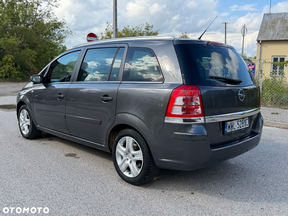 Opel Zafira 1.8 Family Plus - 6