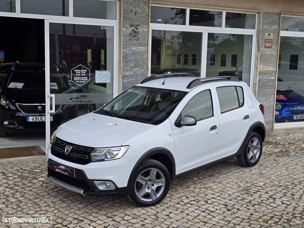 Dacia Sandero 0.9 TCe Stepway - 1