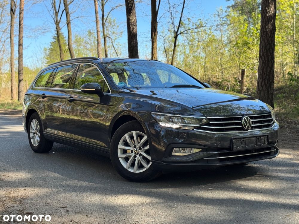 Volkswagen Passat 2.0 TDI SCR DSG Business - 4