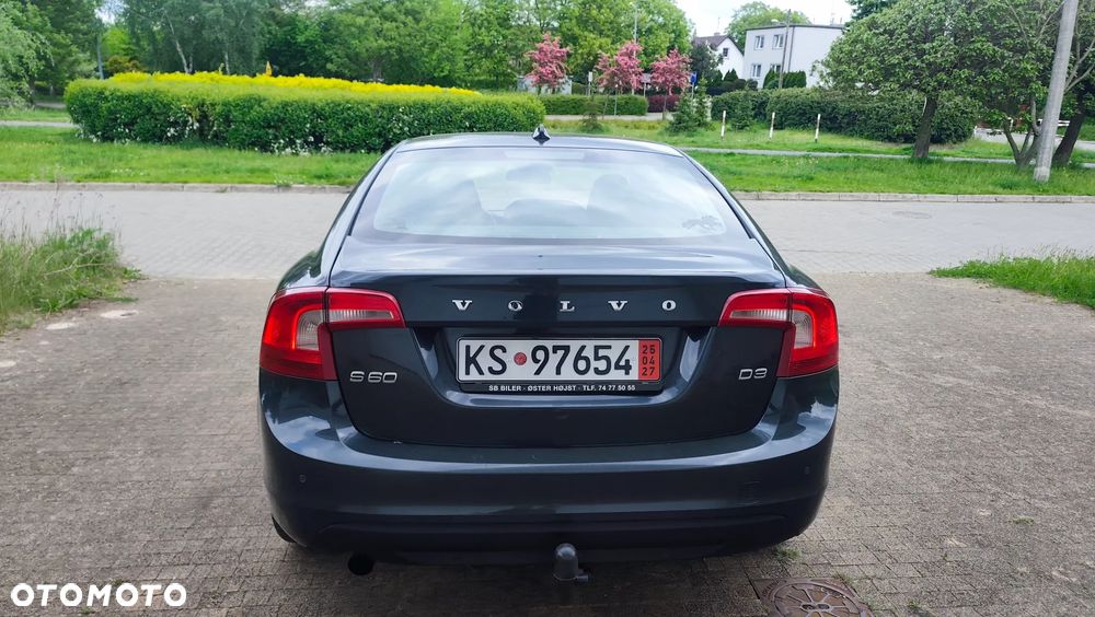Volvo S60 D3 Geartronic Summum - 6