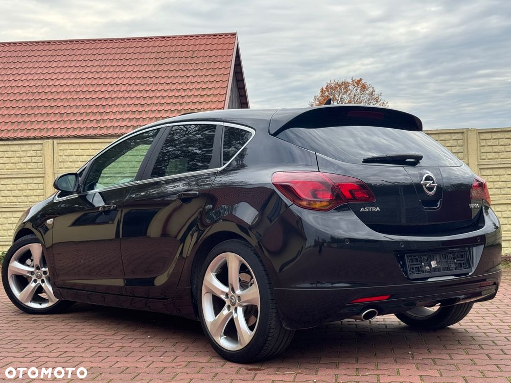 Opel Astra 1.6 T Sport - 38