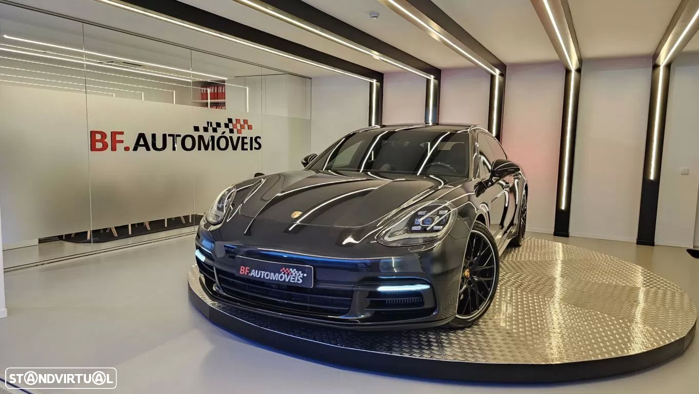 Porsche Panamera Sport Turismo 4 E-Hybrid 10 Years Edition - 9