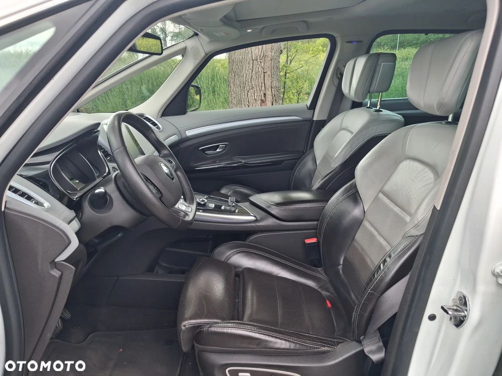 Renault Espace 1.6 dCi Energy Initiale Paris EDC 7os - 11