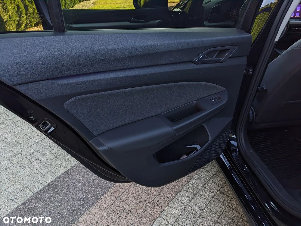 Volkswagen Golf - 13