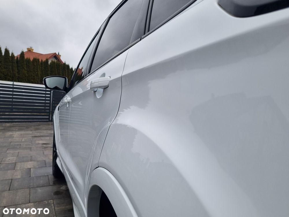 Ford Kuga 2.0 TDCi 4x2 ST-Line - 17