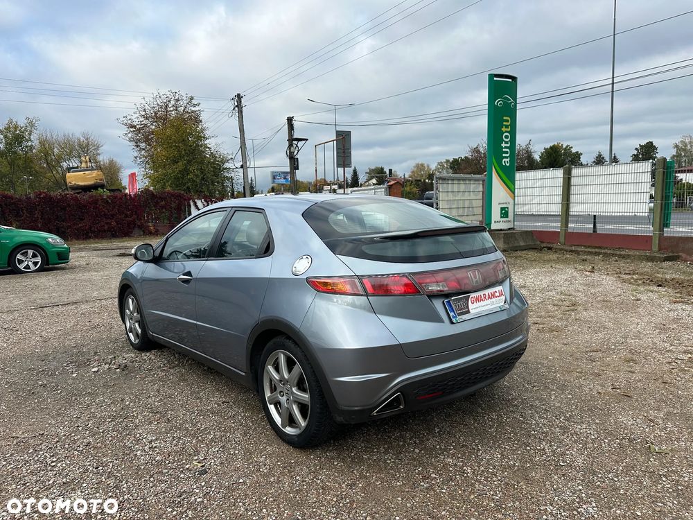 Honda Civic - 8