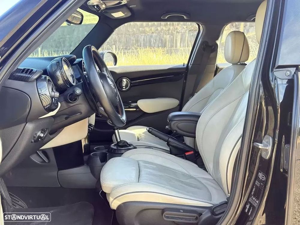 MINI 5 Portas Cooper S Auto Desportiva - 5