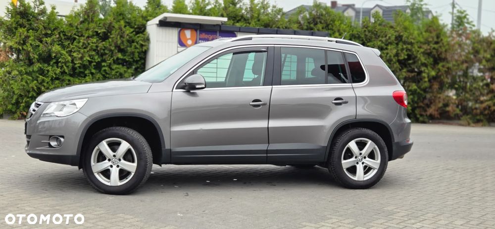 Volkswagen Tiguan 2.0 TDI DPF BlueMotion Technology Exclusive - 8