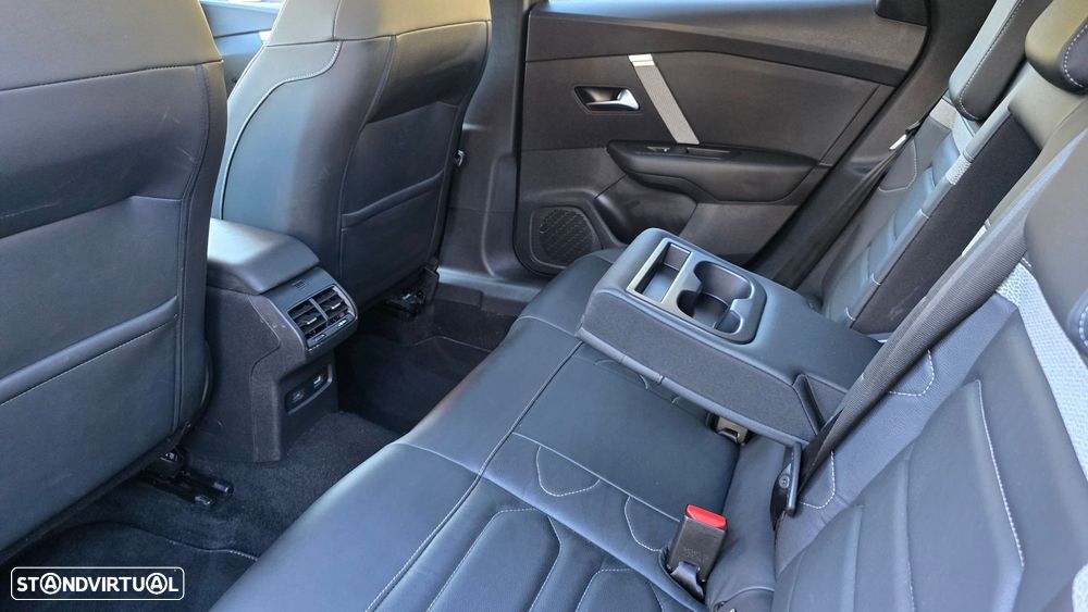 Citroën C4 1.2 PureTech Plus EAT8 - 58