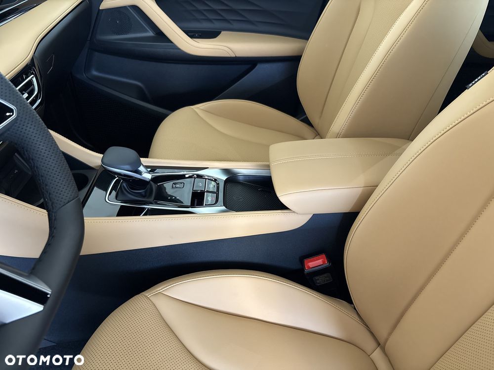 MG HS 1.5T HEV+ Exclusive - 21