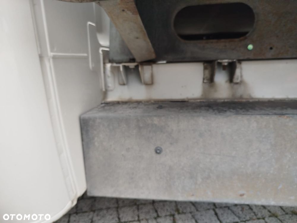 Volkswagen T5 - 22