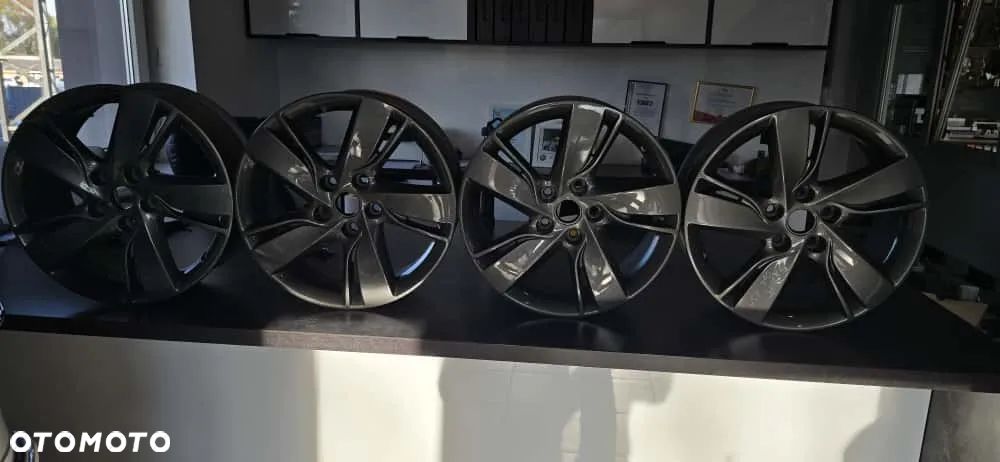 OPEL ASTRA J IV, INSIGNIA B, ZAFIRA C - ALUFELGI 5X115 PO PEŁNEJ RENOWACJI 17" NOWE - GRAFITOWE / PERFEKCYJNE !! - 1