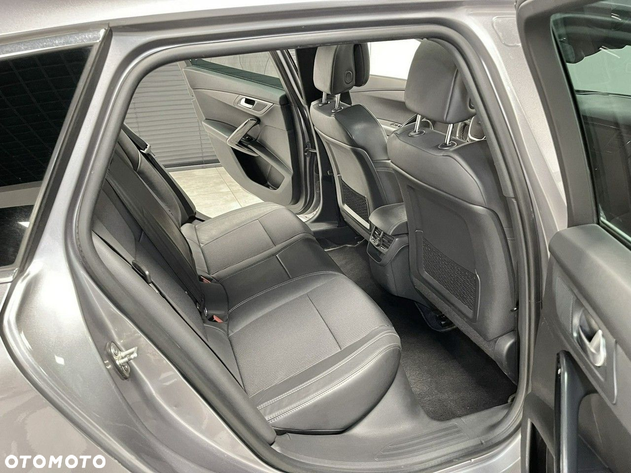 Peugeot 508 2.0 BlueHDi RXH S&S - 38
