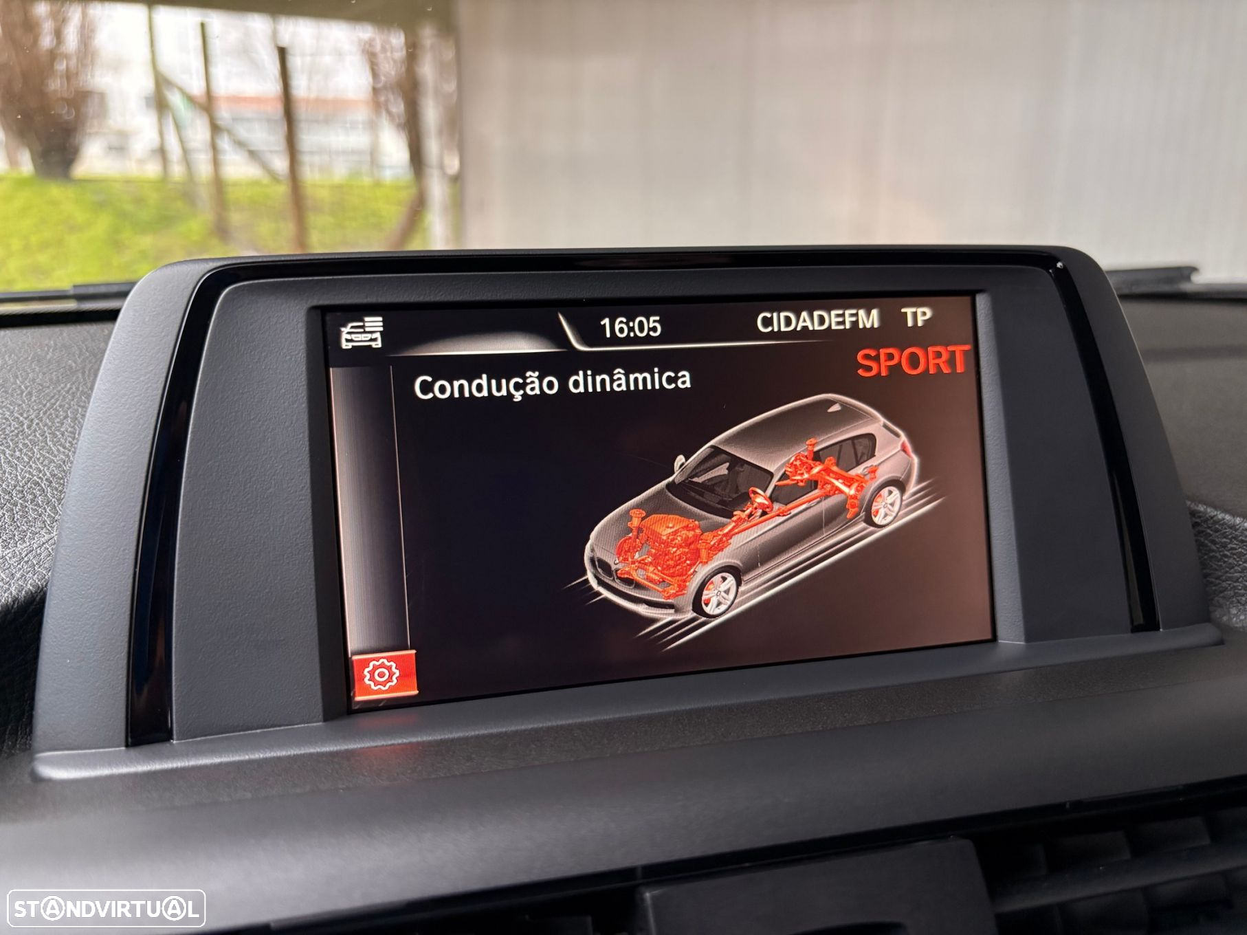 BMW 116 d EDynamics Line Sport - 28