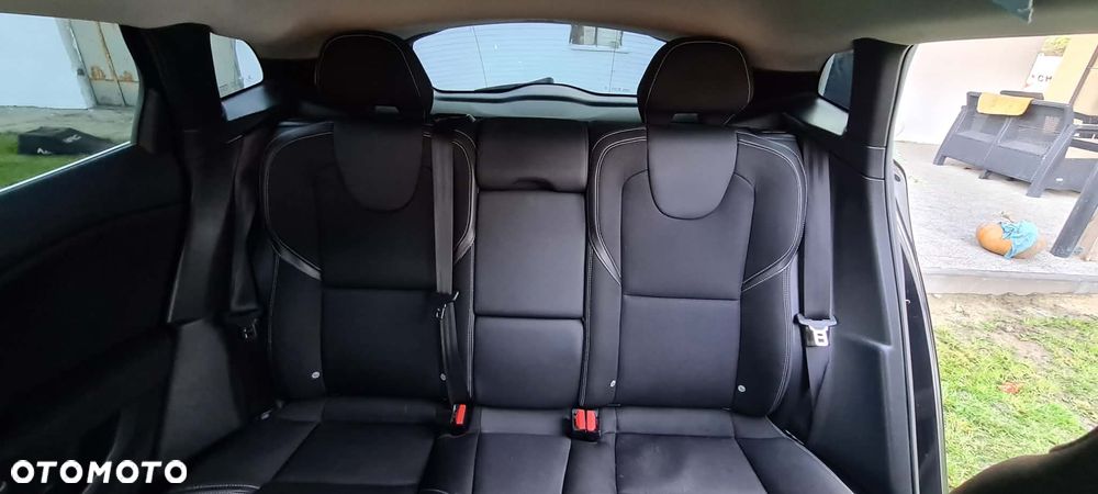 Volvo V40 D2 - 14