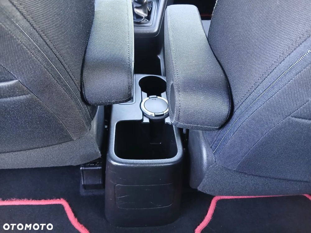 Kia Venga 1.6 Business Line - 33