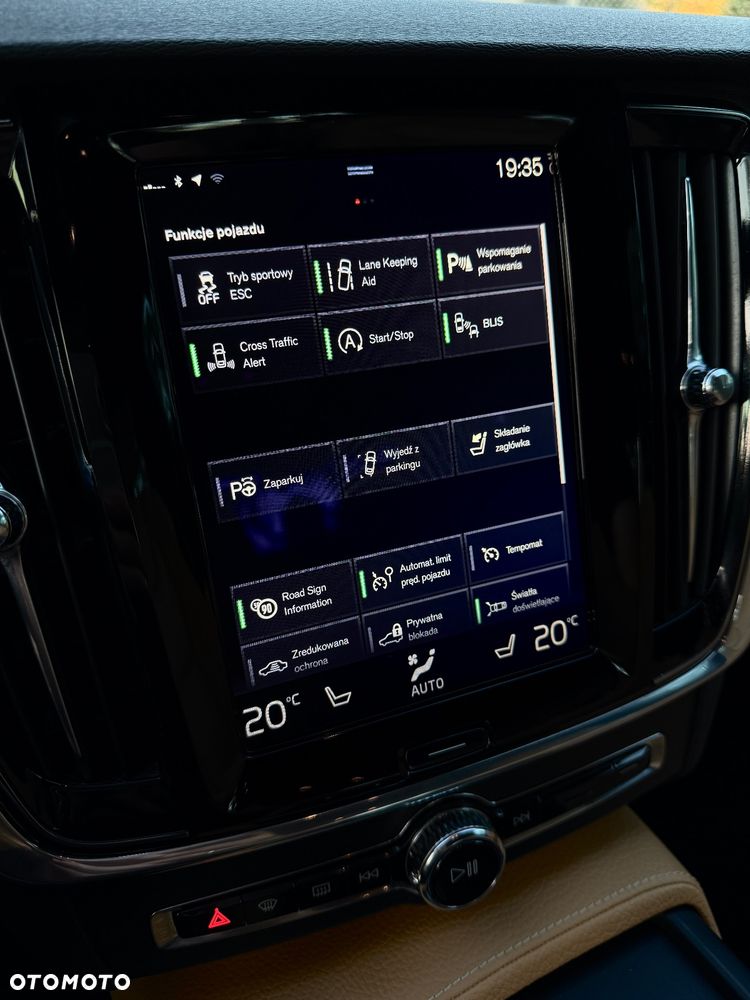 Volvo S90 D4 Geartronic Momentum Pro - 35