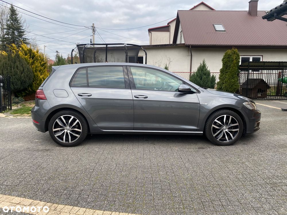 Volkswagen Golf - 4