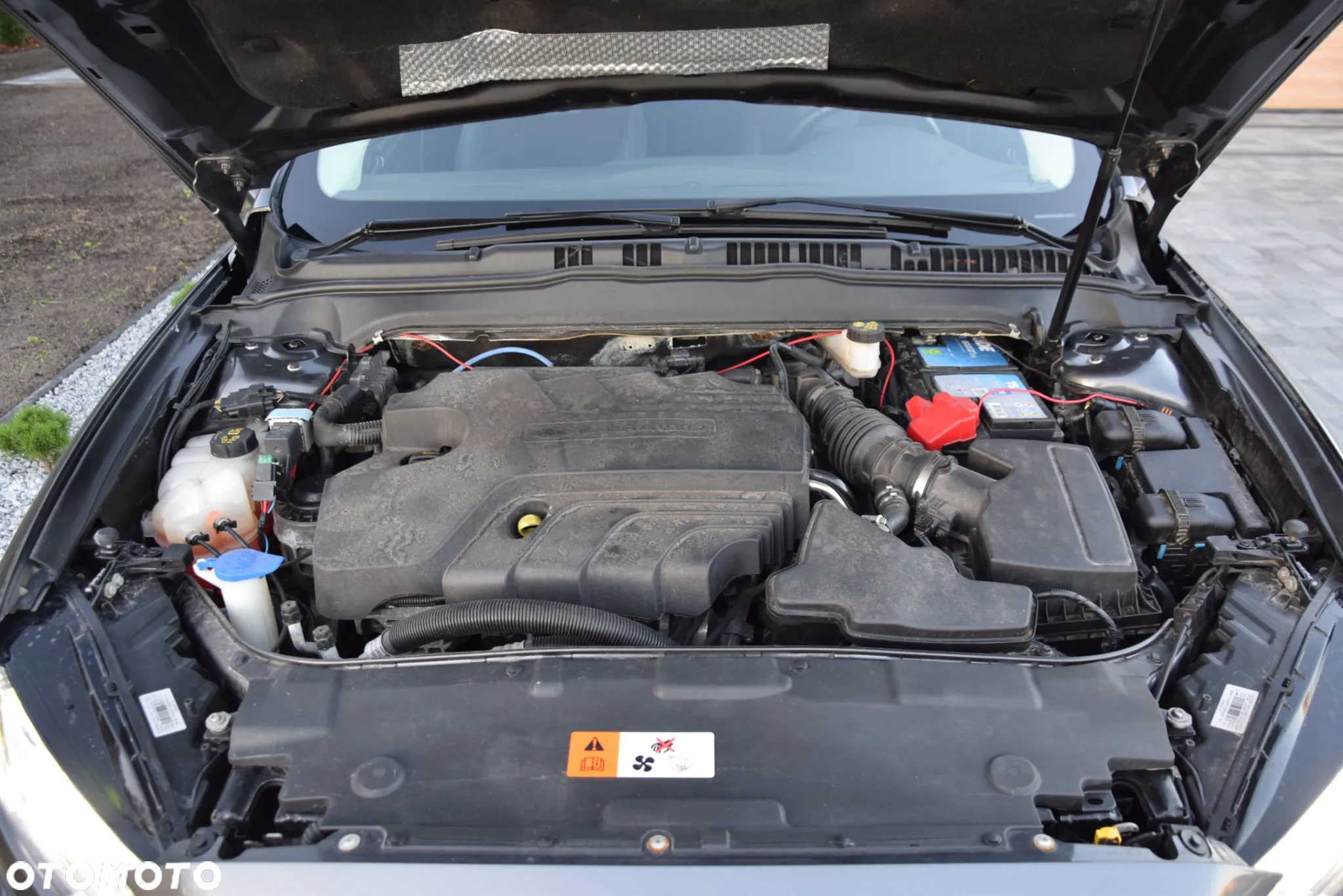 Ford Mondeo - 35
