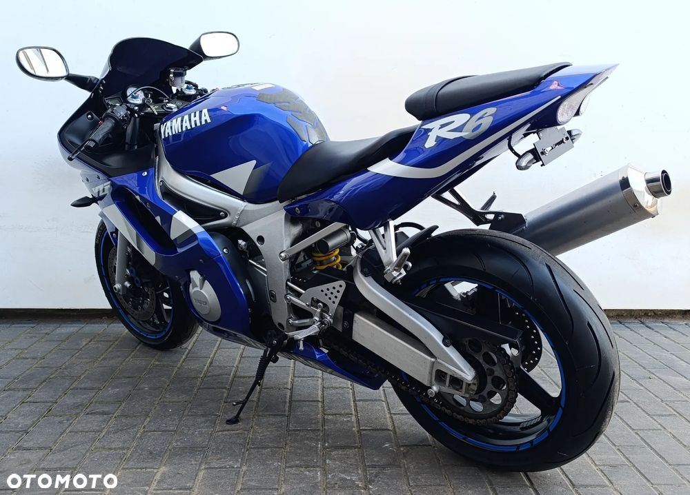 Yamaha R6 - 5