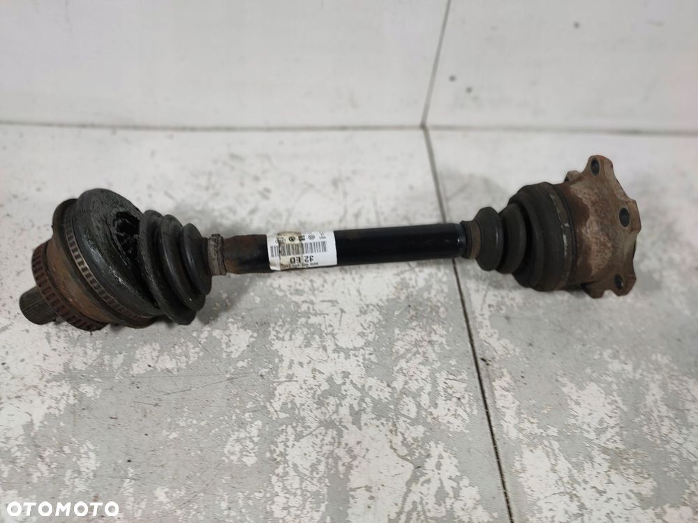 półoś prawa vw passat b5 automat 8d0407272ed - 1
