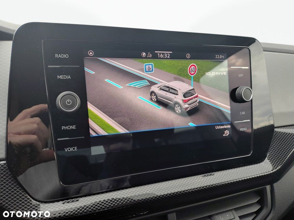 Volkswagen T-Cross - 21
