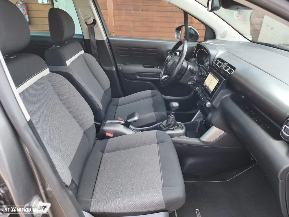 Citroën C3 Aircross BlueHDI 100 Stop & Start Shine - 17