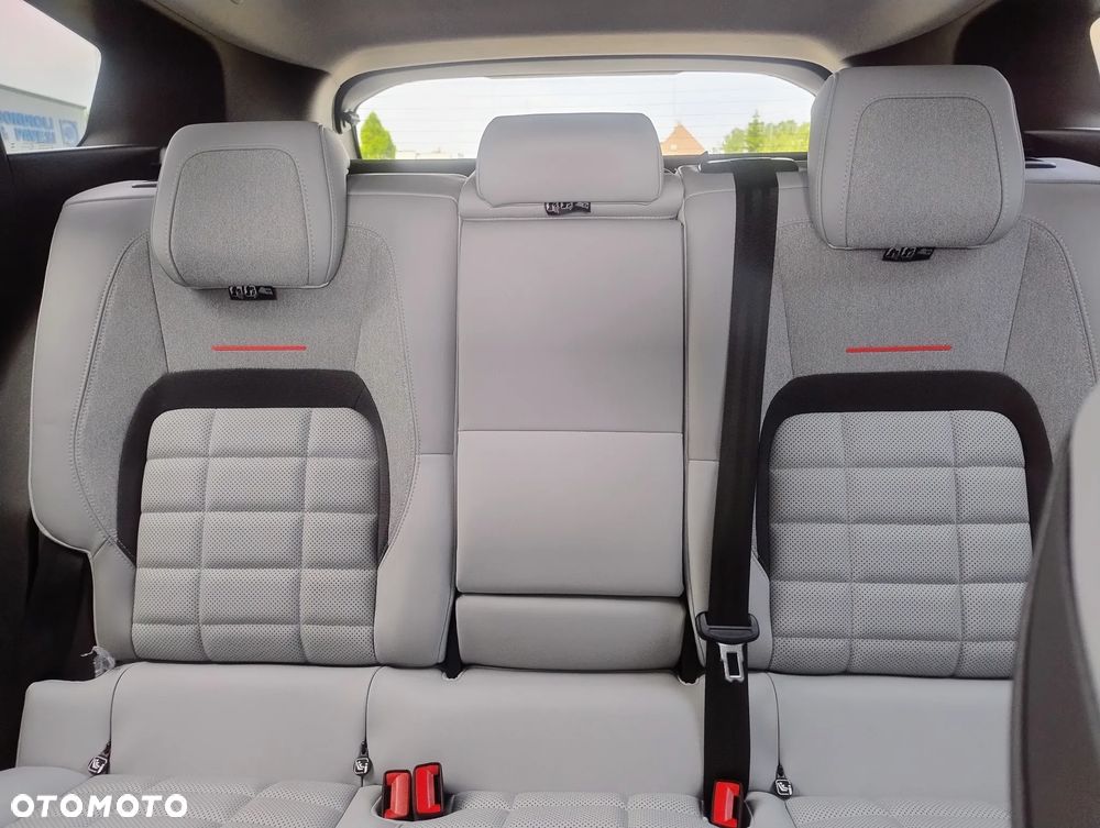 Citroën C5 Aircross 1.2 mHEV Max eDCT6 - 29