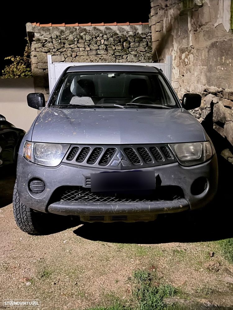Mitsubishi L200 Pick Up 4x4 Intense Club Cab - 1