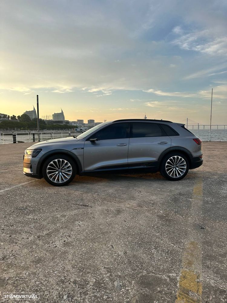 Audi e-tron 55 quattro S line - 4