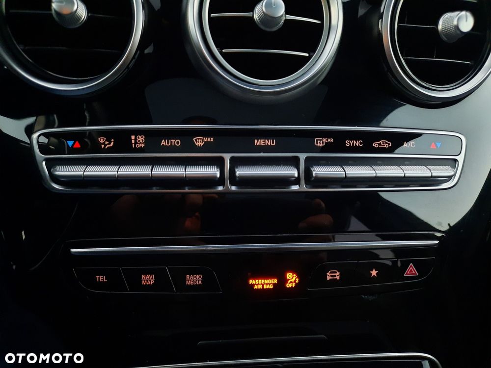 Mercedes-Benz GLC 220 d 4-Matic - 33