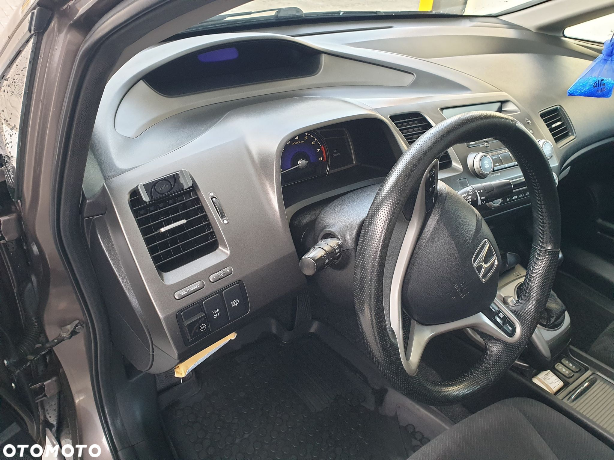 Honda Civic 1.8 Executive - 19