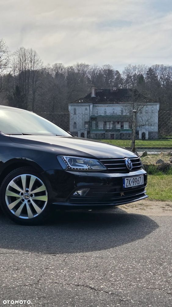 Volkswagen Jetta 1.4 TSI BMT Highline - 23