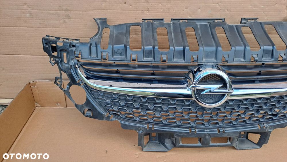 OPEL ADAM GRILL ATRAPA 13355289 ŁADNA DEMONTAŻ - 2