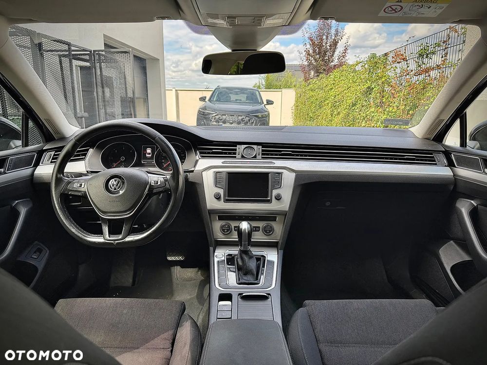 Volkswagen Passat 2.0 TDI BMT Comfortline DSG - 11