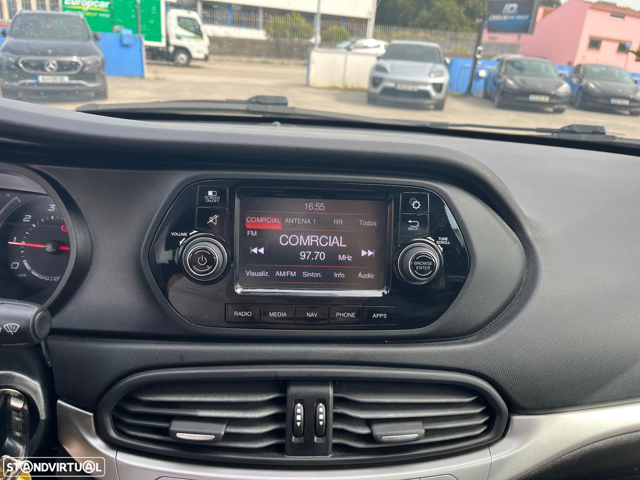 Fiat Tipo Station Wagon 1.3 M-Jet Street - 29