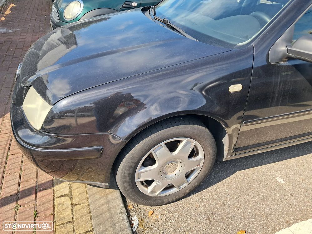 VW Bora 1.9 TDi Highline - 6