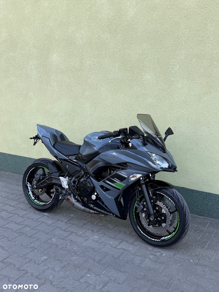 Kawasaki Ninja - 1