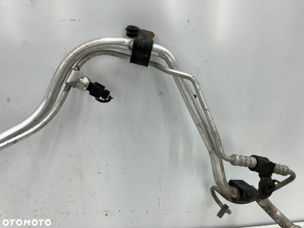 Rura Hyundai i30 I FD 07-12r. 1.4b benzyna przewód wąż klimatyzacji 97775-2R000 - 10