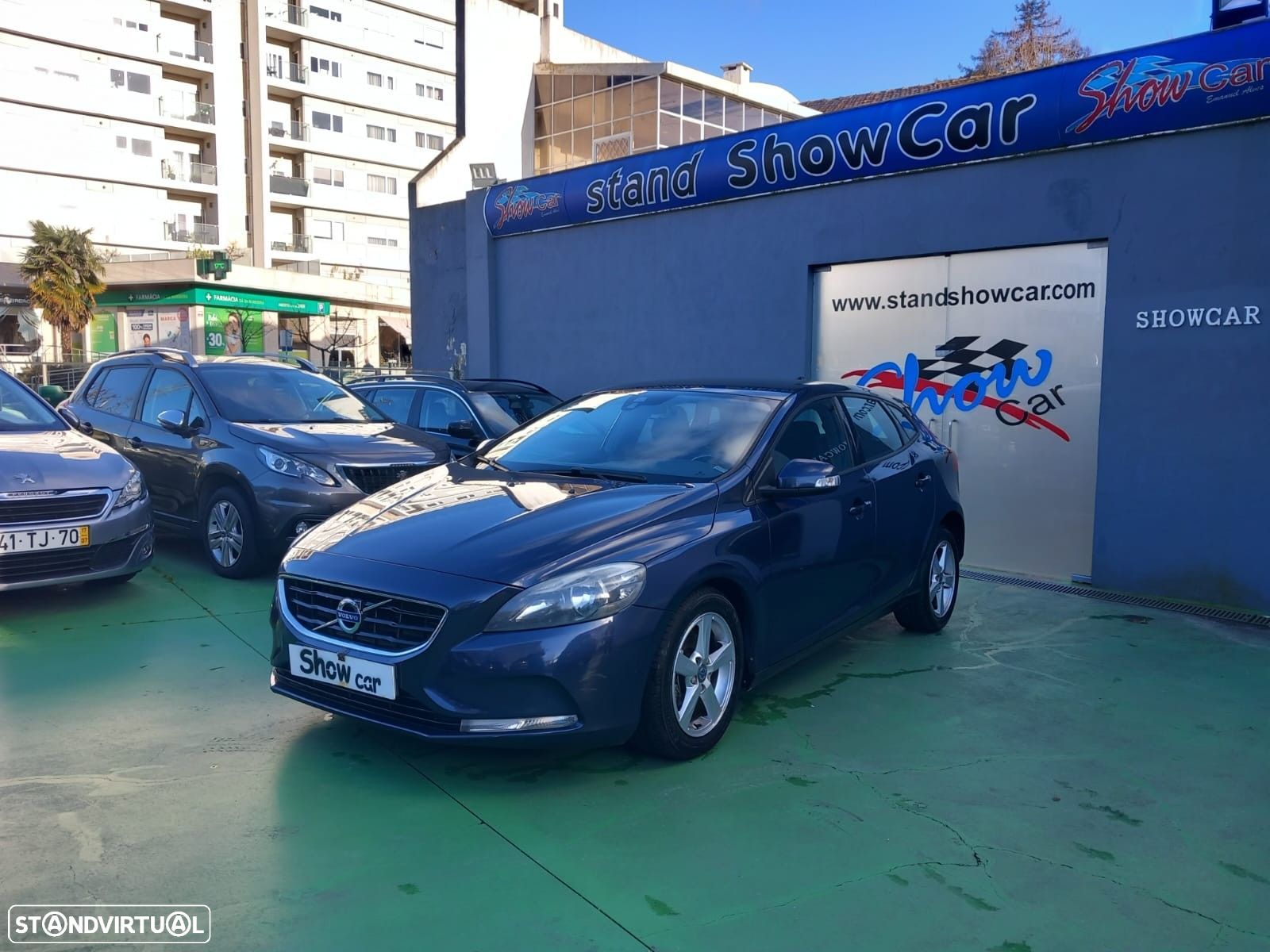 Volvo V40 1.6 D2 Eco Momentum - 1