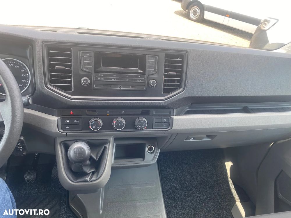 Volkswagen CRAFTER - 14