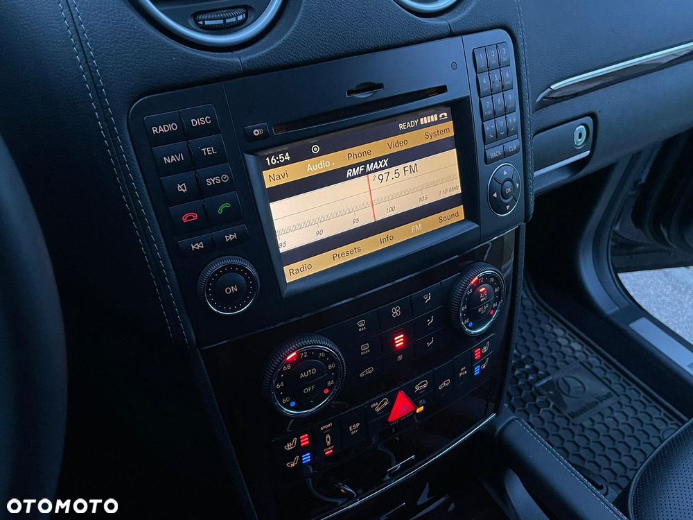 Mercedes-Benz GL 500 4Matic 7G-TRONIC Grand Edition - 13