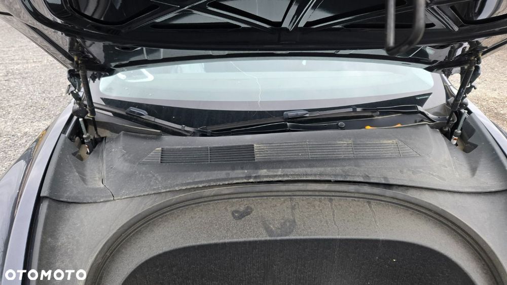 Tesla Model 3 - 23