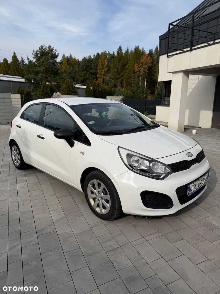 Kia Rio 2012 photo 3