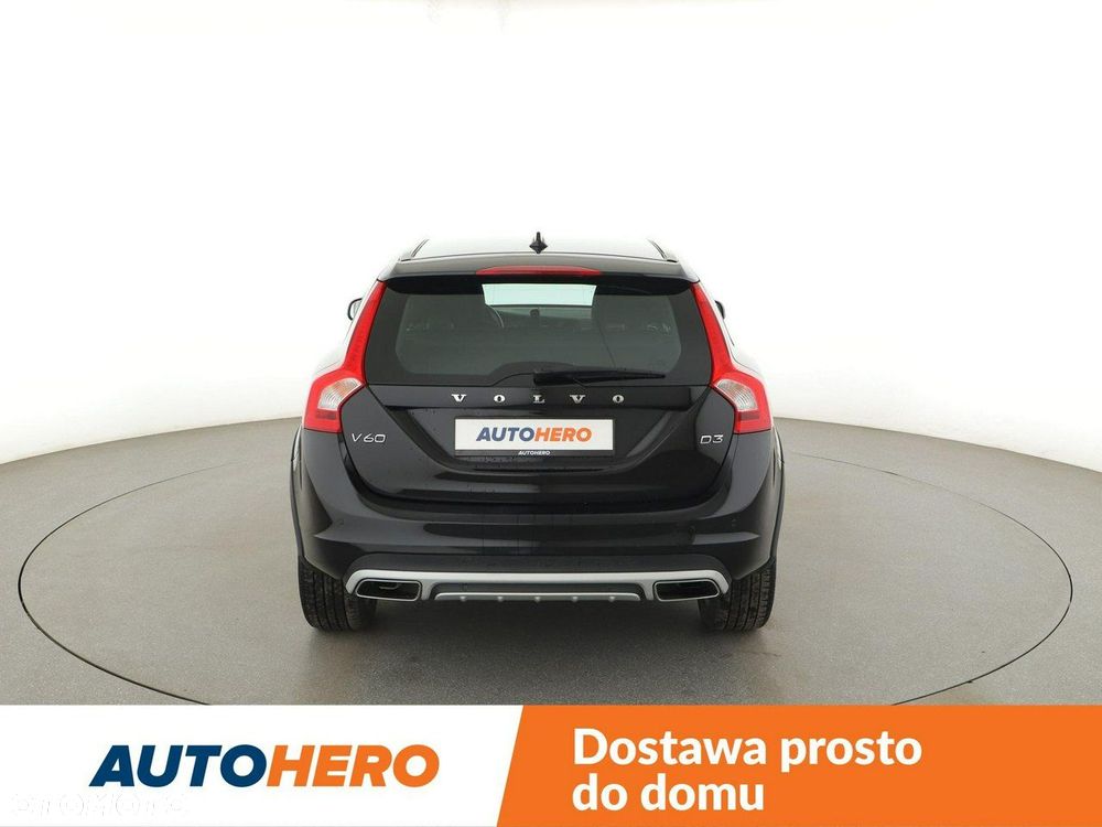 Volvo V60 Cross Country D3 Drive-E Kinetic - 6