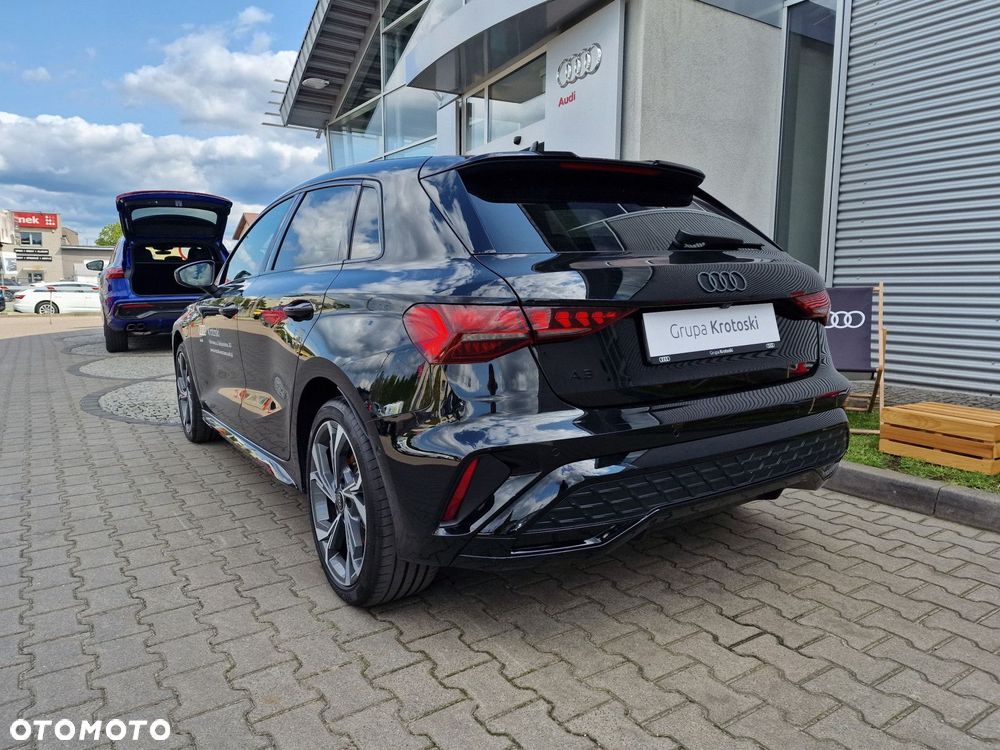 Audi A3 Sportback - 4