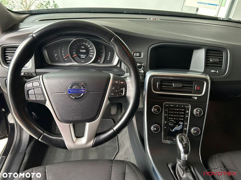 Volvo V60 D2 Geartronic Kinetic - 9