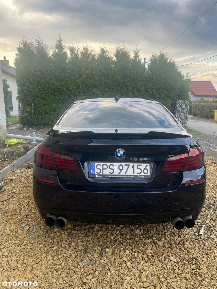 BMW Seria 5 535i xDrive Sport-Aut - 4