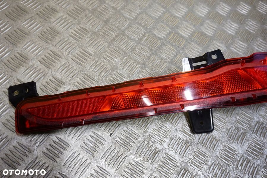 LINCOLN CORSAIR 2020 - LAMPA TYŁ LED LEWA W ZDERZAK USA - 3
